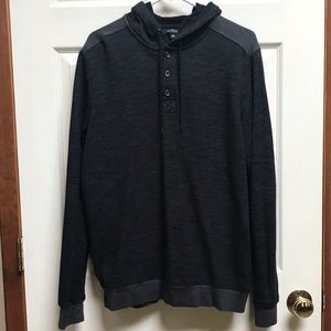 Marc Anthony black button pullover sweatshirt